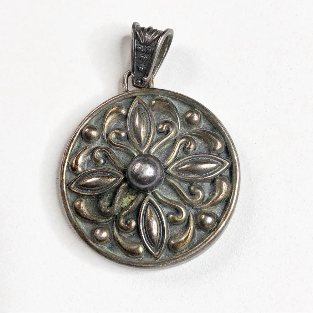 MWS Mexico Sterling Silver Floral Design Pendant - Picture 1 of 6